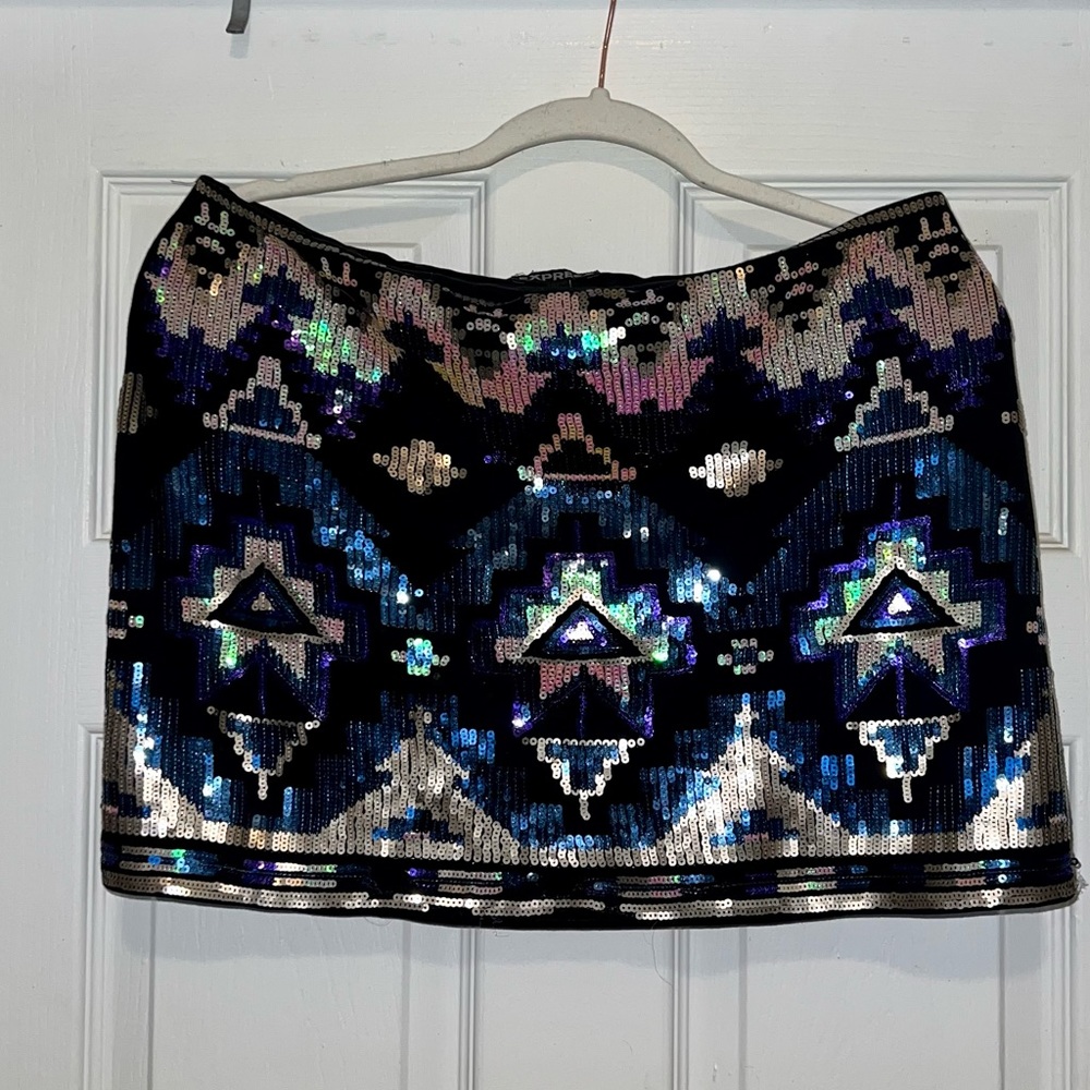 EXPRESS Mini Skirt With Sequin Designs